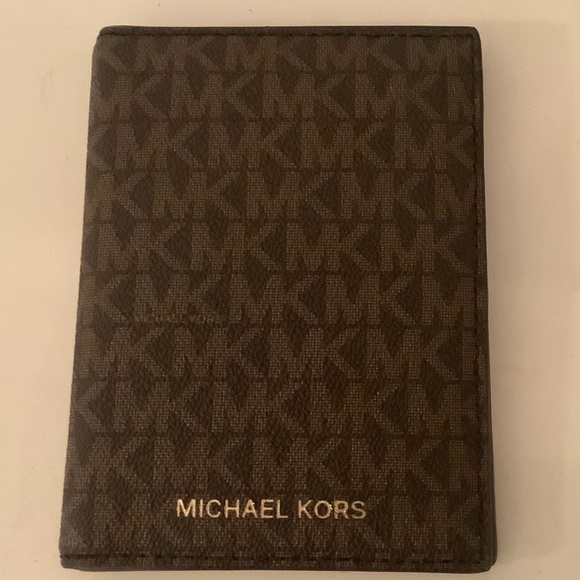 Handbags - Michael Kors Passport Wallet